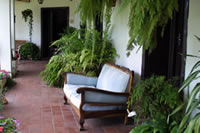 Wide verandahs overlooking Wagendrift Dam